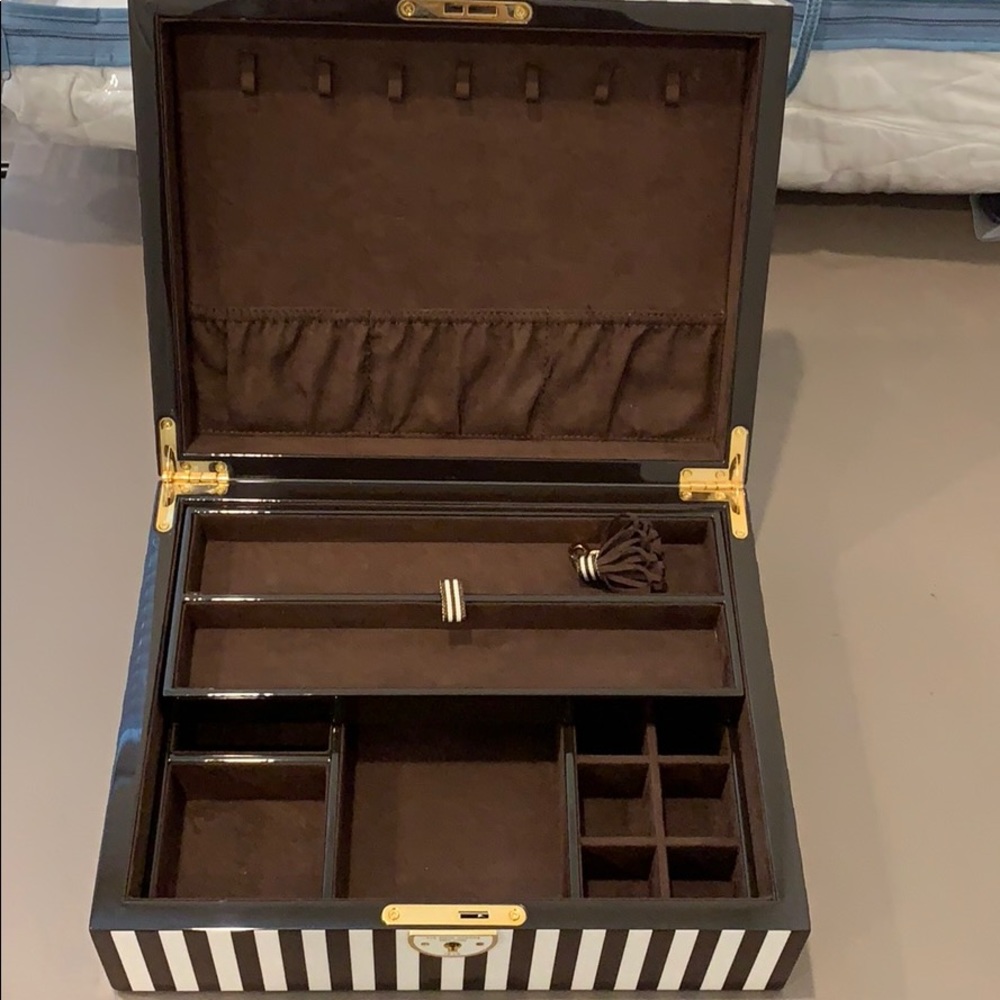 Henri Bendel Jewelry Box